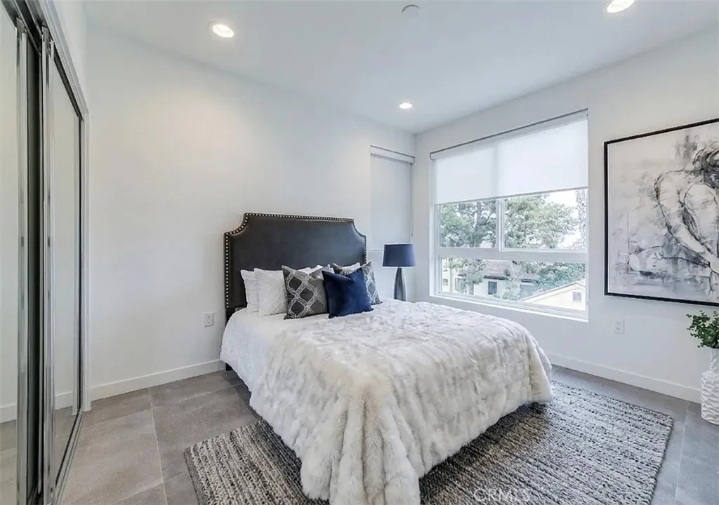 214 S Westmoreland, Los Angeles, CA 90004 - Photo 5 of 12, Los Angeles, CA