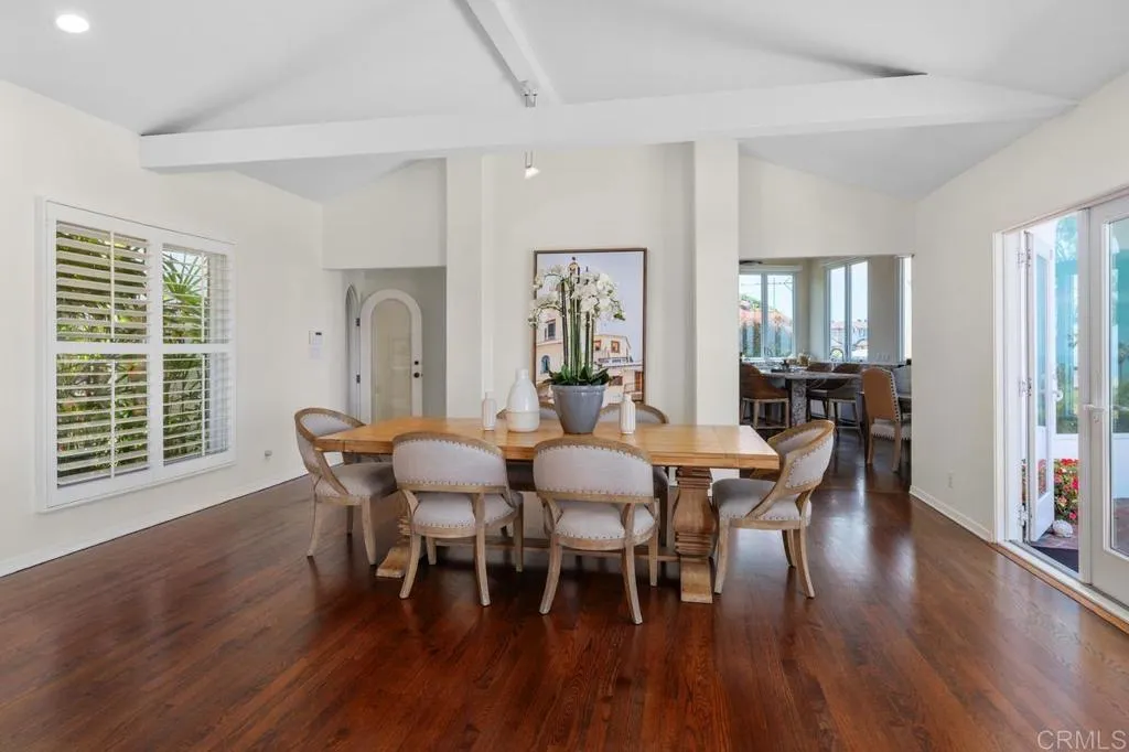 https://cdn.realtyfeed.com/cdn/127/306747658/36136c915edb3df179d9ad92d3aa81e4.webp