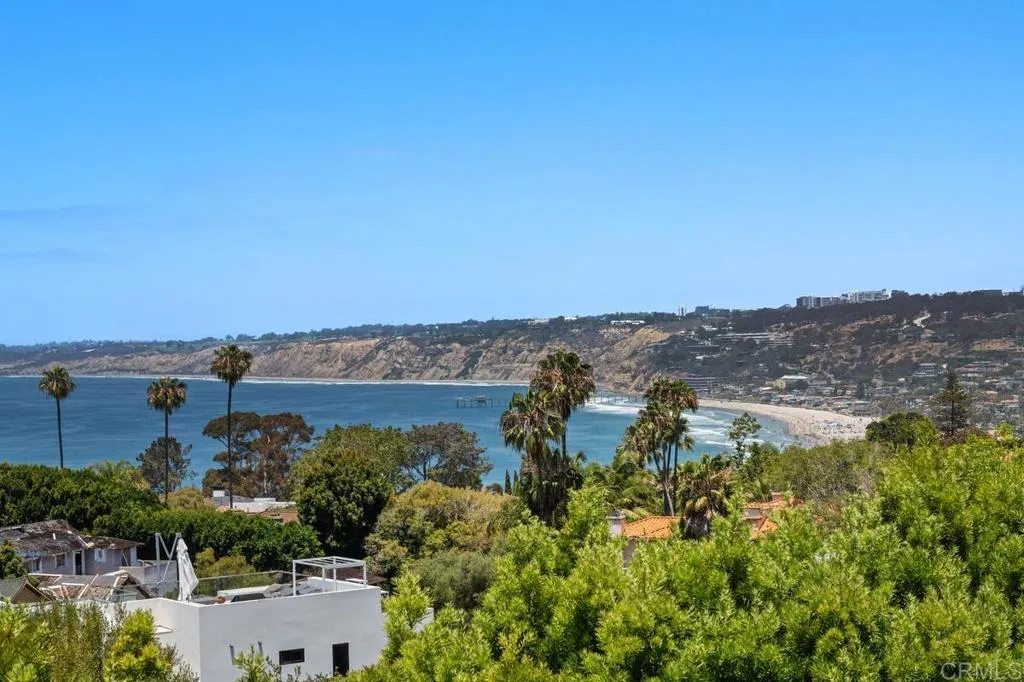 https://cdn.realtyfeed.com/cdn/127/306747658/e83946fa277691e83c28d5b65d67106c.webp