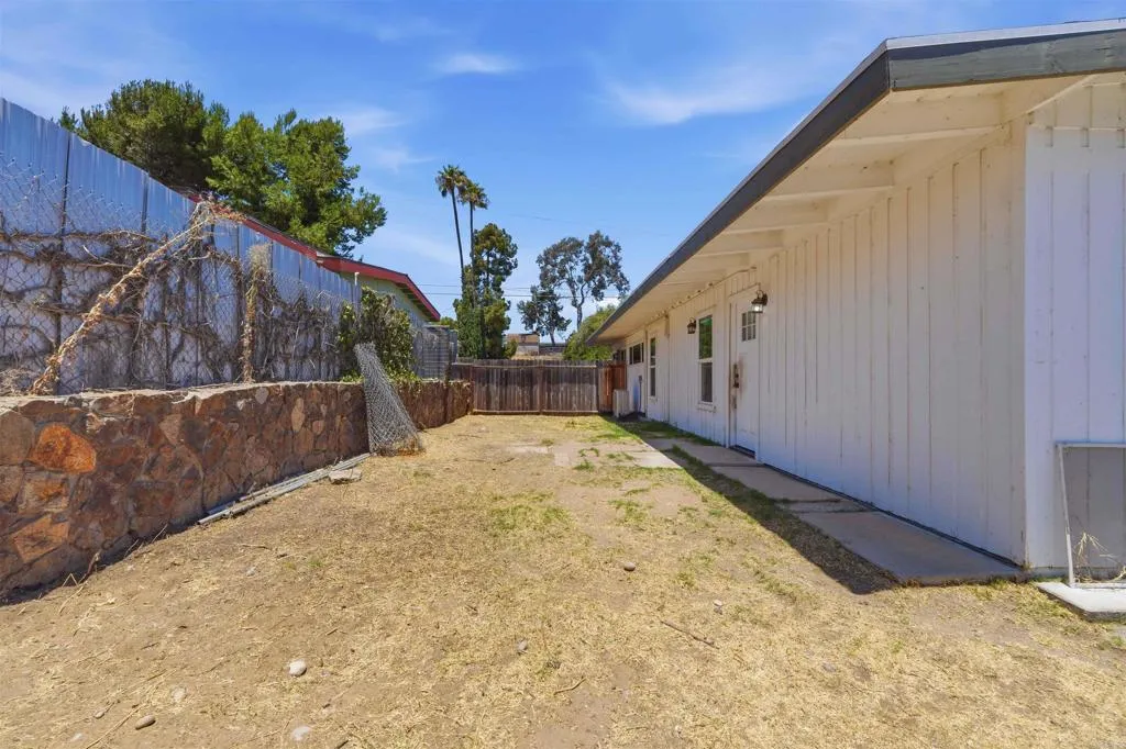 https://cdn.realtyfeed.com/cdn/127/306747671/703cae0bd00b093dd2faaeb056f6c684.webp