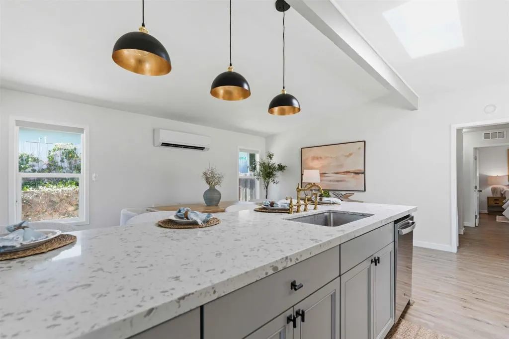 https://cdn.realtyfeed.com/cdn/127/306747671/ef4fee9fa8dc0f0734d34ef113ef699e.webp