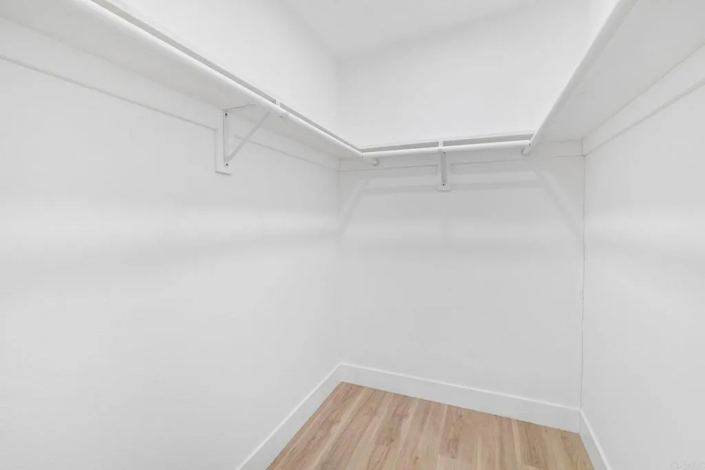 https://cdn.realtyfeed.com/cdn/127/306747676/bf6a633c92994aacf229d64687722ca8.webp