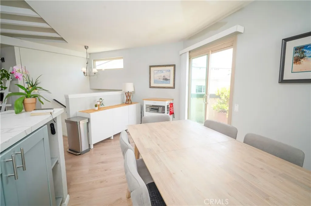 https://cdn.realtyfeed.com/cdn/127/306747765/0f2634f3f6dd352087a5d85b469a29c5.webp