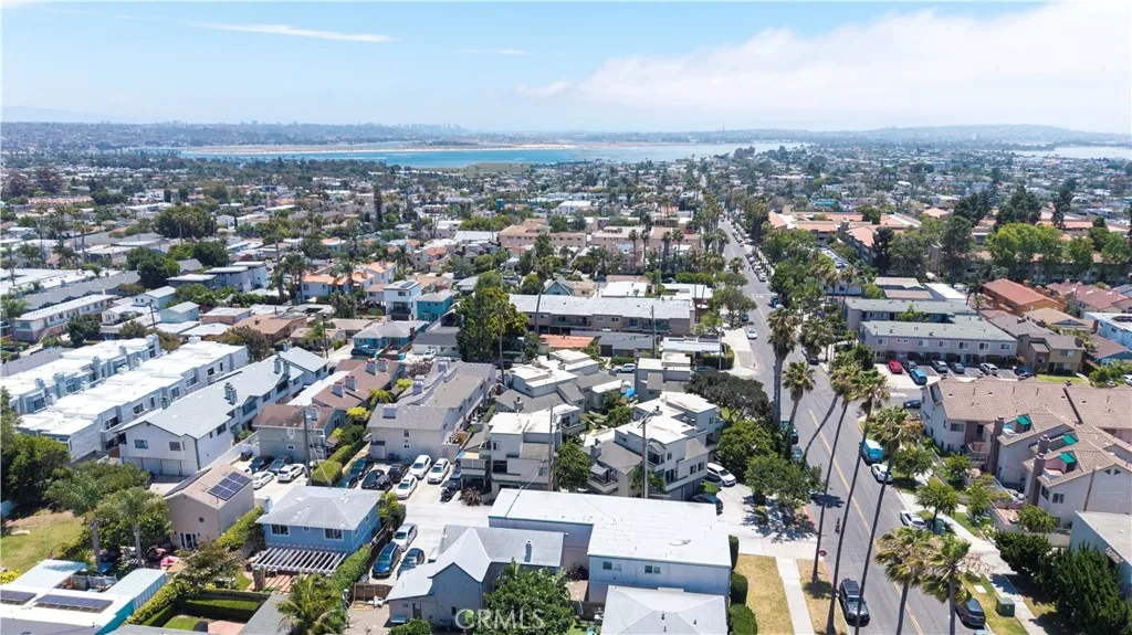 https://cdn.realtyfeed.com/cdn/127/306747765/593367492b0c2f6f97b4266b27f502b4.webp