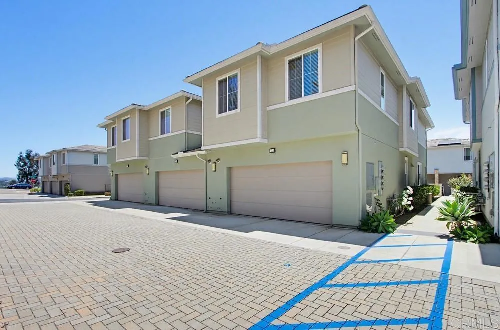 https://cdn.realtyfeed.com/cdn/127/306747774/27dade85c92b6fe3f7452be0974bb439.webp