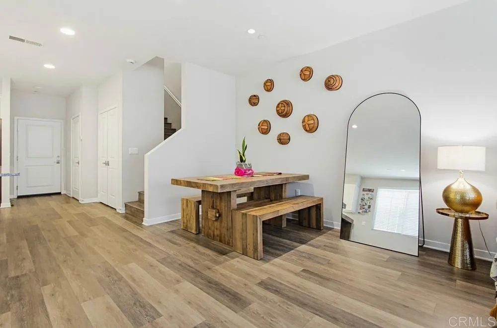 https://cdn.realtyfeed.com/cdn/127/306747774/6d046315f48af6e04fba6a2cd557c399.webp