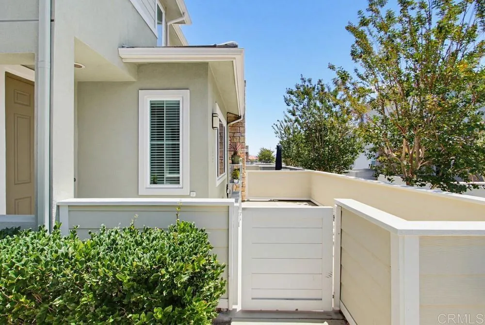 https://cdn.realtyfeed.com/cdn/127/306747774/8f43d2ebfe4c77444bda9c280a603994.webp
