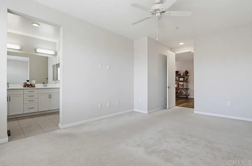 https://cdn.realtyfeed.com/cdn/127/306747774/cb802e29ef054c64ea247d77926035c9.webp