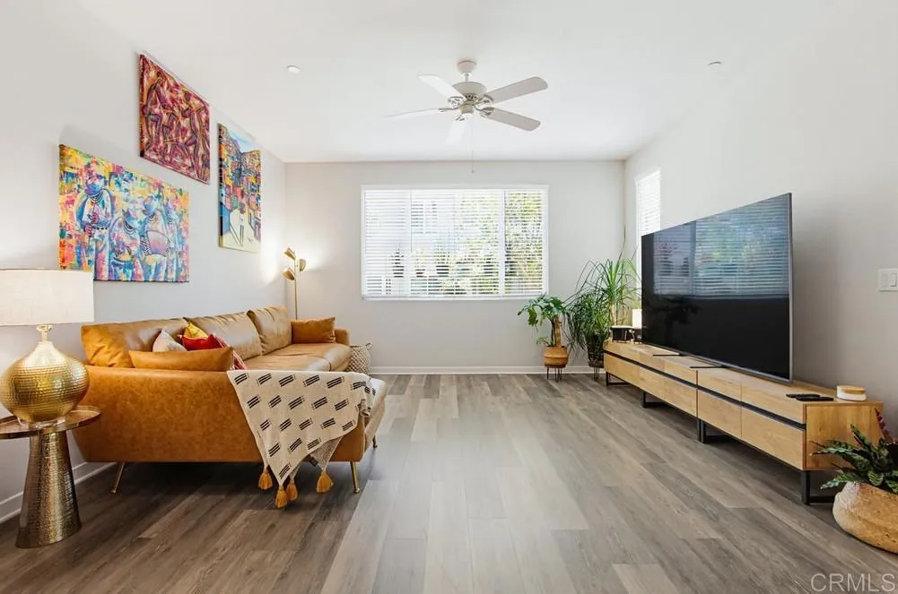 https://cdn.realtyfeed.com/cdn/127/306747774/fa6c65fca17e92bbfdf012075dd73700.webp