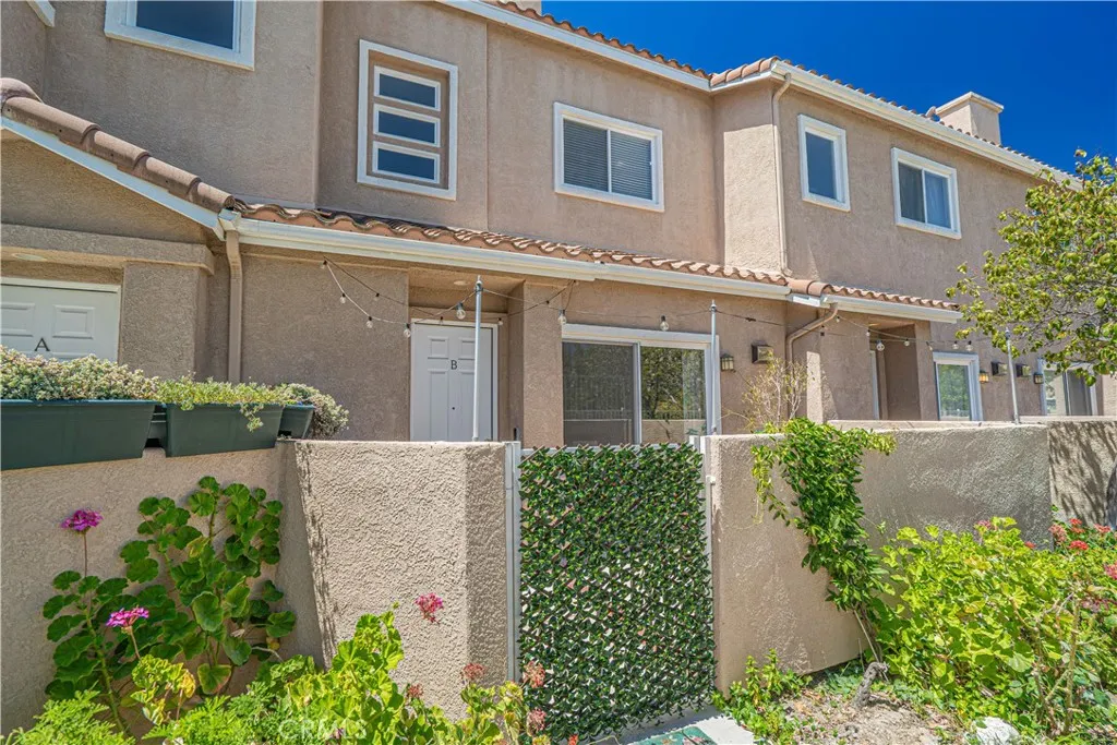 25708 Holiday Circle Unit B, Stevenson Ranch, CA 91381 - Photo 3 of 50, Stevenson Ranch, CA