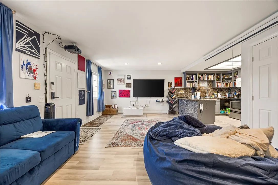 Photo #6: SW26133737 Listing: Photo #6