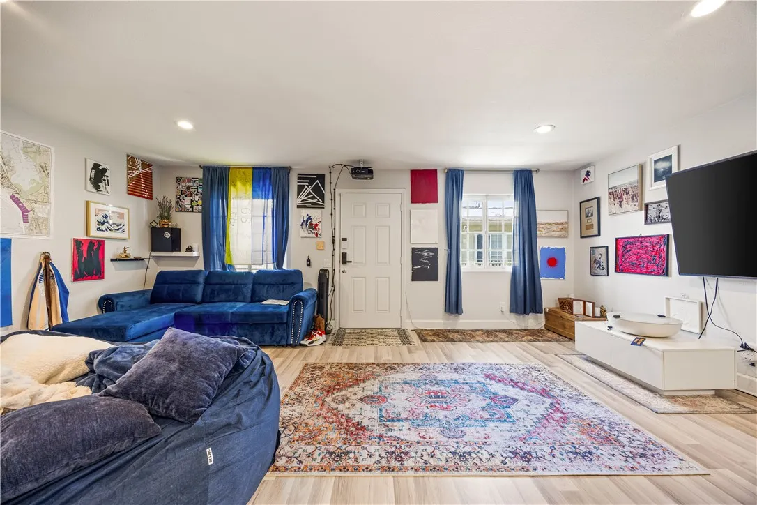 Photo #4: SW26133737 Listing: Photo #4