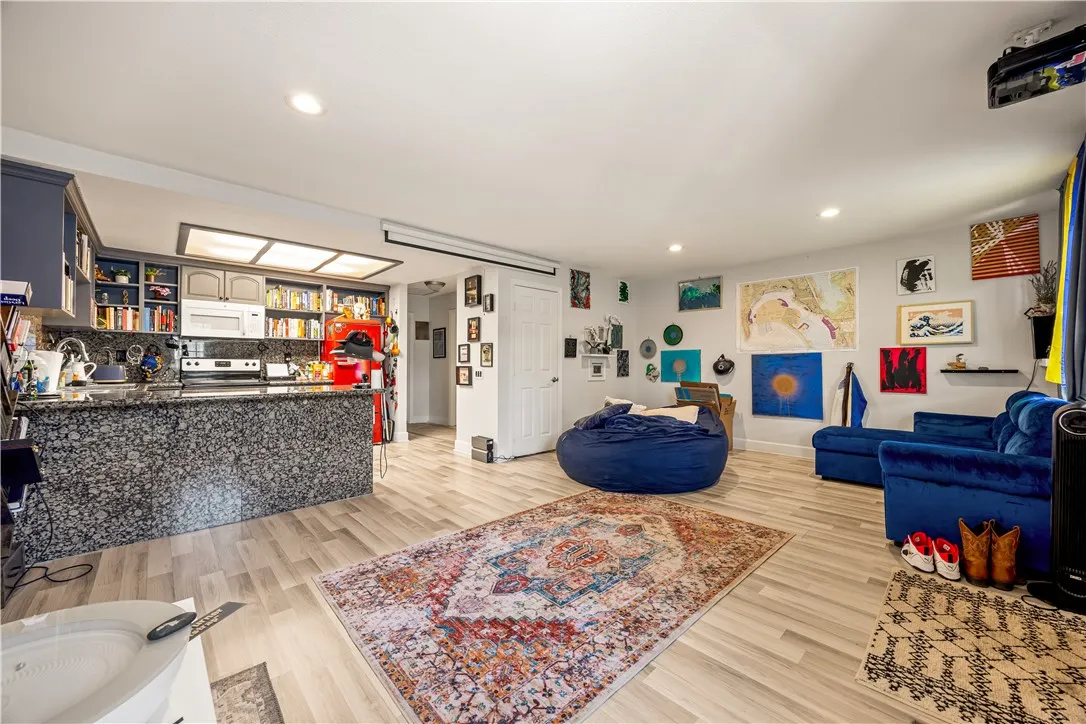 Photo #5: SW26133737 Listing: Photo #5