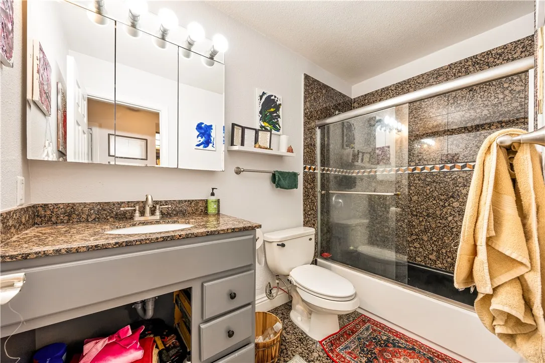 Photo #13: SW26133737 Listing: Photo #13