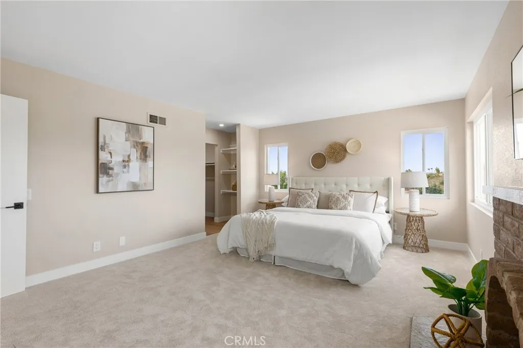 https://cdn.realtyfeed.com/cdn/127/306747858/a2fbbddc1a72630f1771d769a8b1dc06.webp