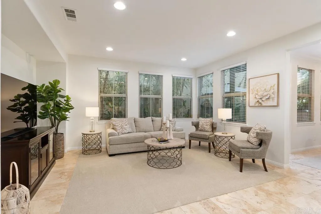 https://cdn.realtyfeed.com/cdn/127/306747875/1475549e1578eac877d0c38aaaaa364c.webp