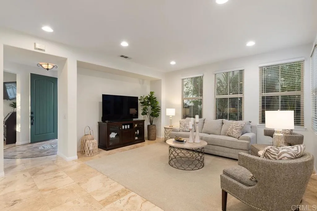 https://cdn.realtyfeed.com/cdn/127/306747875/ae6e5c5febc4d1eeab01f241a1b3c2a3.webp