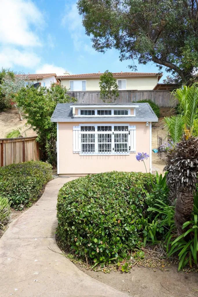 https://cdn.realtyfeed.com/cdn/127/306747927/66f8faa4581a2d8ed854b6c83b8e3696.webp