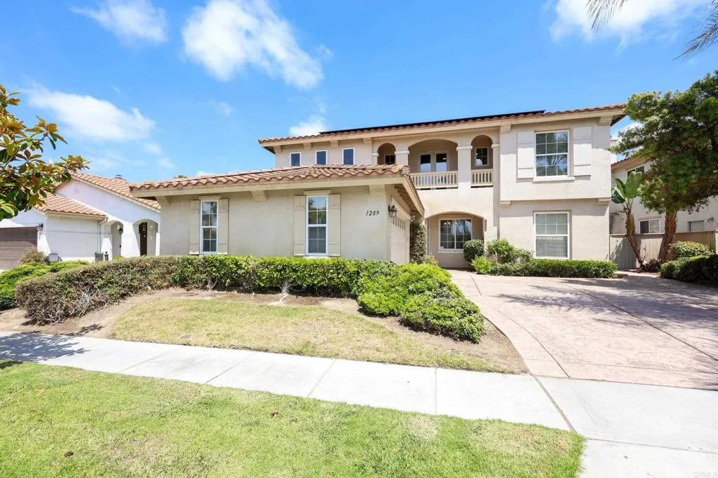 https://cdn.realtyfeed.com/cdn/127/306747927/70942430fadaa9ffce9df83ac0372448.webp