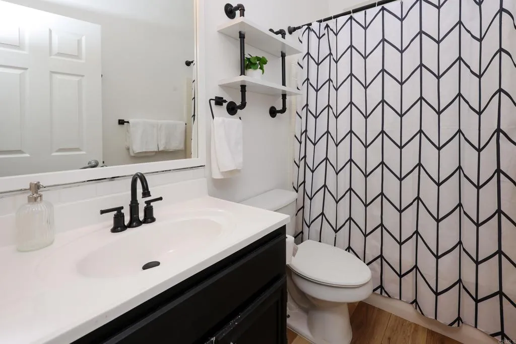 https://cdn.realtyfeed.com/cdn/127/306747927/72fe0696acdf9edde9bb97a7d51d974a.webp