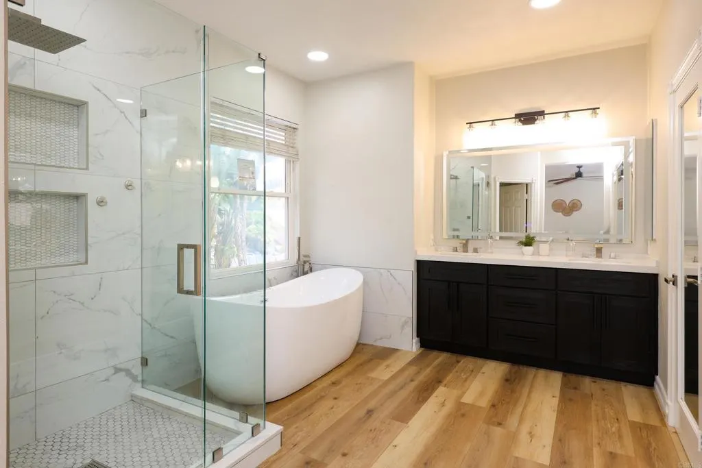 https://cdn.realtyfeed.com/cdn/127/306747927/a0485af439df37acf5c798eb58d995de.webp