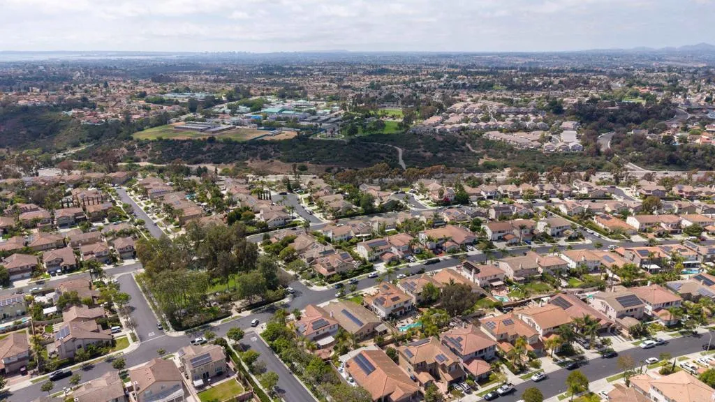 https://cdn.realtyfeed.com/cdn/127/306747927/c34a8b83d3723339fabd85139d1c06de.webp
