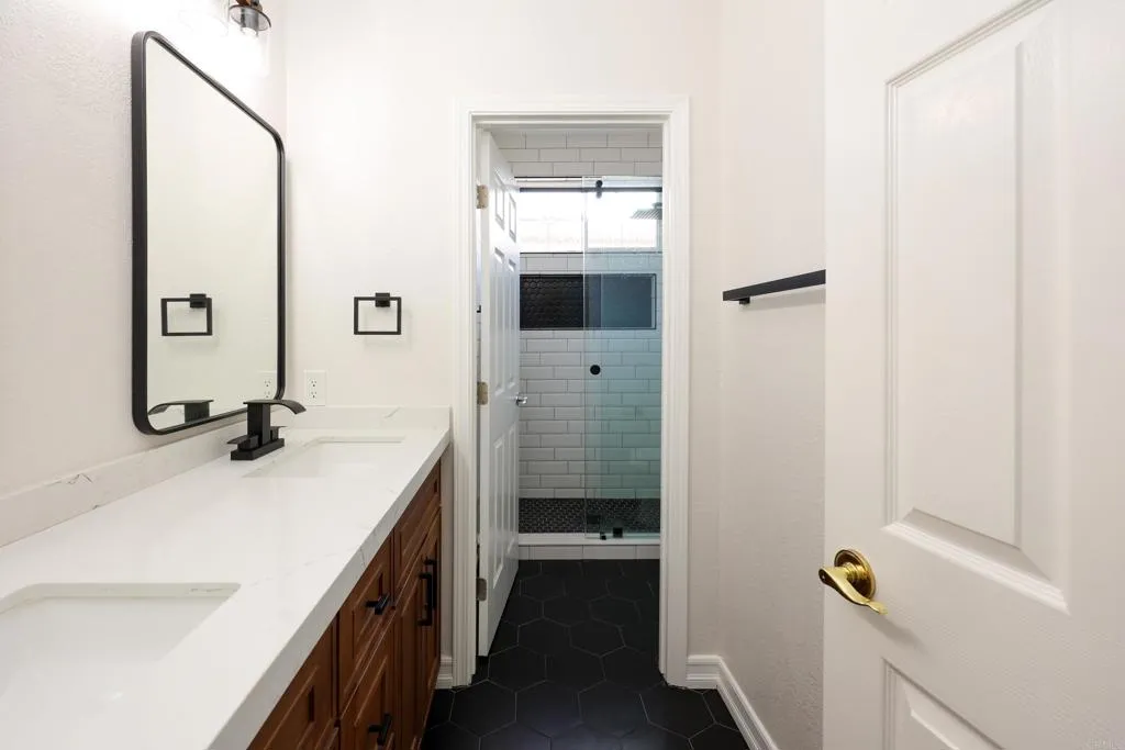https://cdn.realtyfeed.com/cdn/127/306747927/f6103f22b9b0bb9e082fca7c6ce4f00a.webp