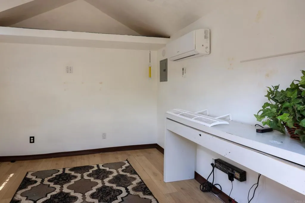 https://cdn.realtyfeed.com/cdn/127/306747927/fc27279aa81ee06799eab2e7e4ea9e65.webp