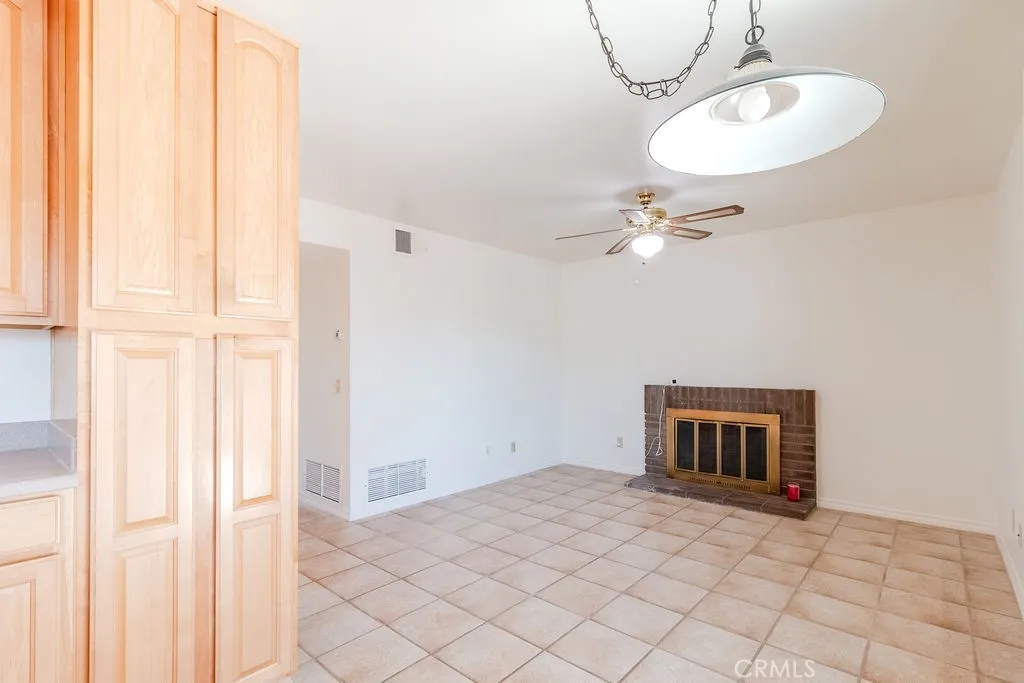 https://cdn.realtyfeed.com/cdn/127/306747929/31193d0c78418cb1369e6e76704a95b4.webp