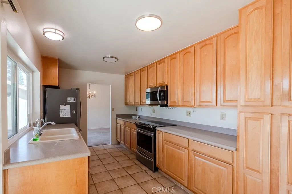https://cdn.realtyfeed.com/cdn/127/306747929/48bb4e5252999ee0578c43f2574b5205.webp