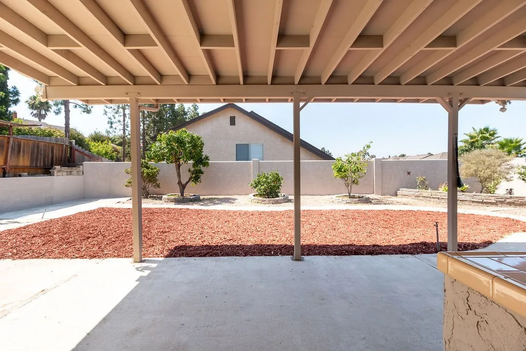 https://cdn.realtyfeed.com/cdn/127/306747929/90d4d7853da7d50d518e616a3726fbc3.webp