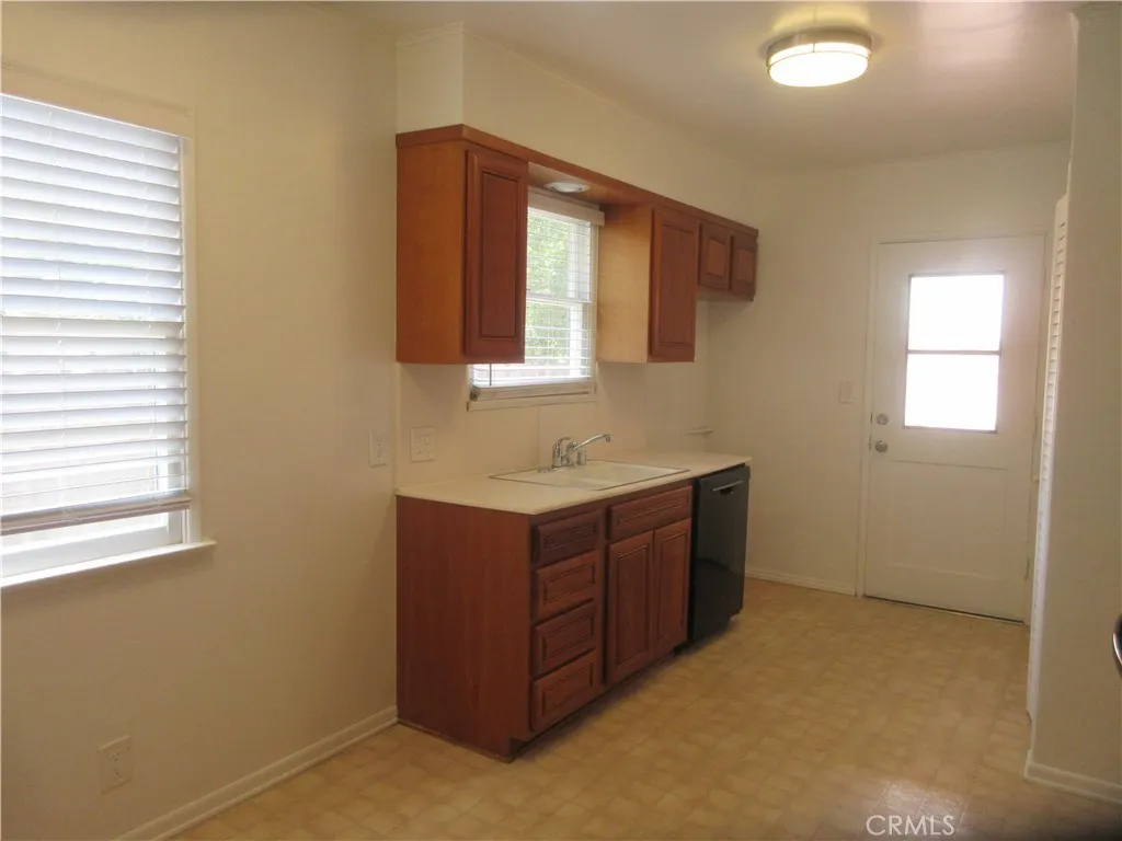 8813 Nestle, Northridge, CA 91325 - Photo 5 of 25, Northridge, CA