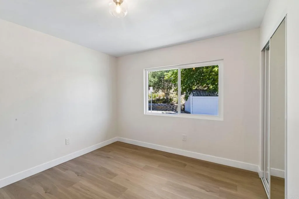 https://cdn.realtyfeed.com/cdn/127/306748076/04ac520da1b3c63ae645f352e9b13b02.webp