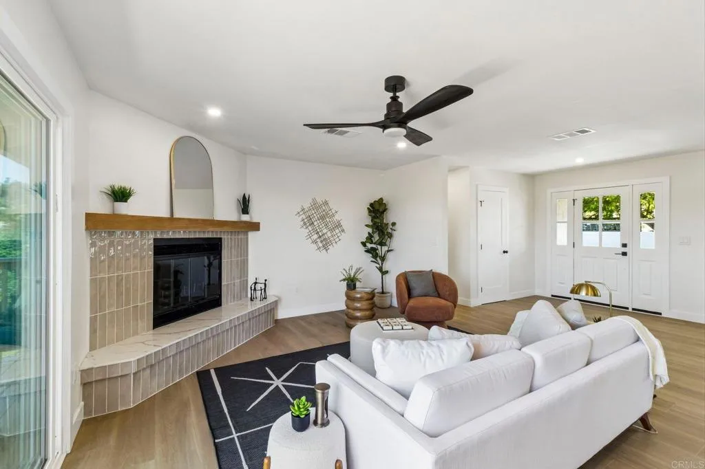https://cdn.realtyfeed.com/cdn/127/306748076/e3d6dd54f4f3ccf9382d9b6bb0b1504b.webp