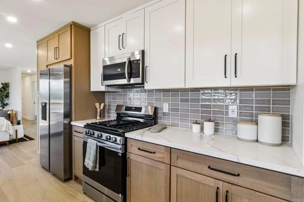 https://cdn.realtyfeed.com/cdn/127/306748076/eed1da3ad23dbd02f4bbf4fa6fdcb6f5.webp