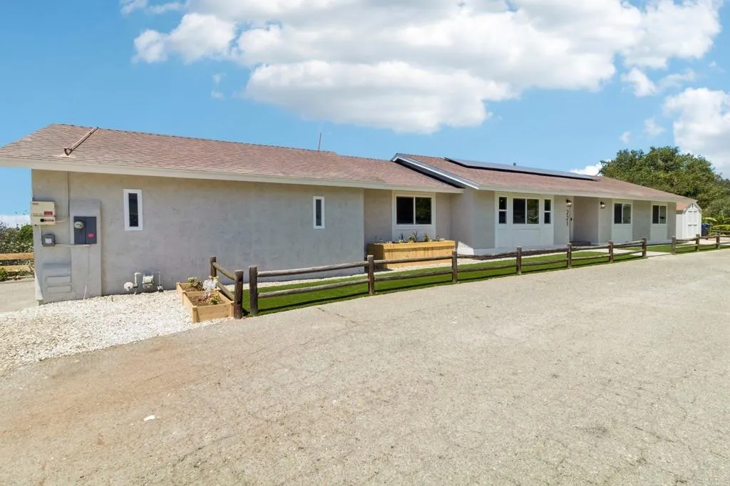 https://cdn.realtyfeed.com/cdn/127/306748076/f60561c5eb4a585d97737f0f29dc9b99.webp