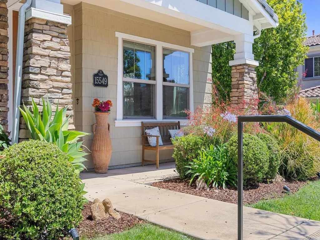 https://cdn.realtyfeed.com/cdn/127/306748084/20fb5f793642674509949214dbe4c6a1.webp