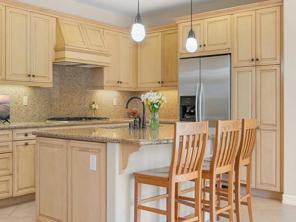 https://cdn.realtyfeed.com/cdn/127/306748084/f5bb5dec112c3e5f7369441a79a25ca0.webp