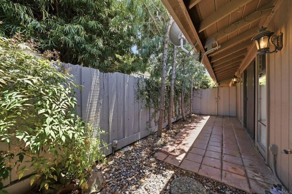 https://cdn.realtyfeed.com/cdn/127/306748149/4dcaff1d4559e13c1a1ceac96b20b70b.webp
