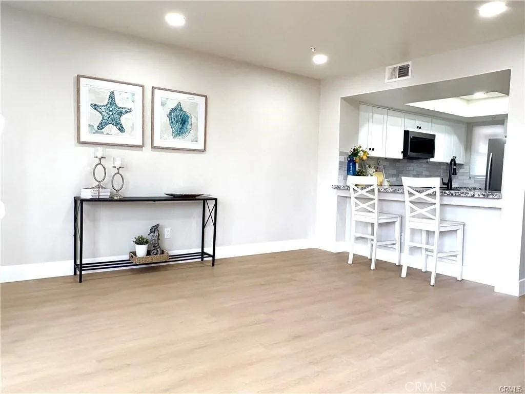 1200 Pacific Coast Unit 230, Huntington Beach, CA 92648 - Photo 3 of 19, Huntington Beach, CA