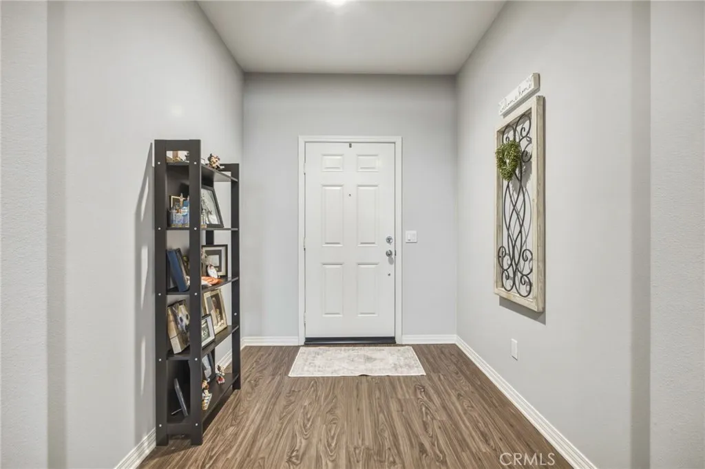 26873 Twin Hills Circle, Moreno Valley, CA 92555 - Photo 4 of 43, Moreno Valley, CA