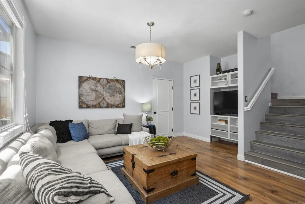 https://cdn.realtyfeed.com/cdn/127/306748237/4615101303c60caa03faeb680d975ce6.webp