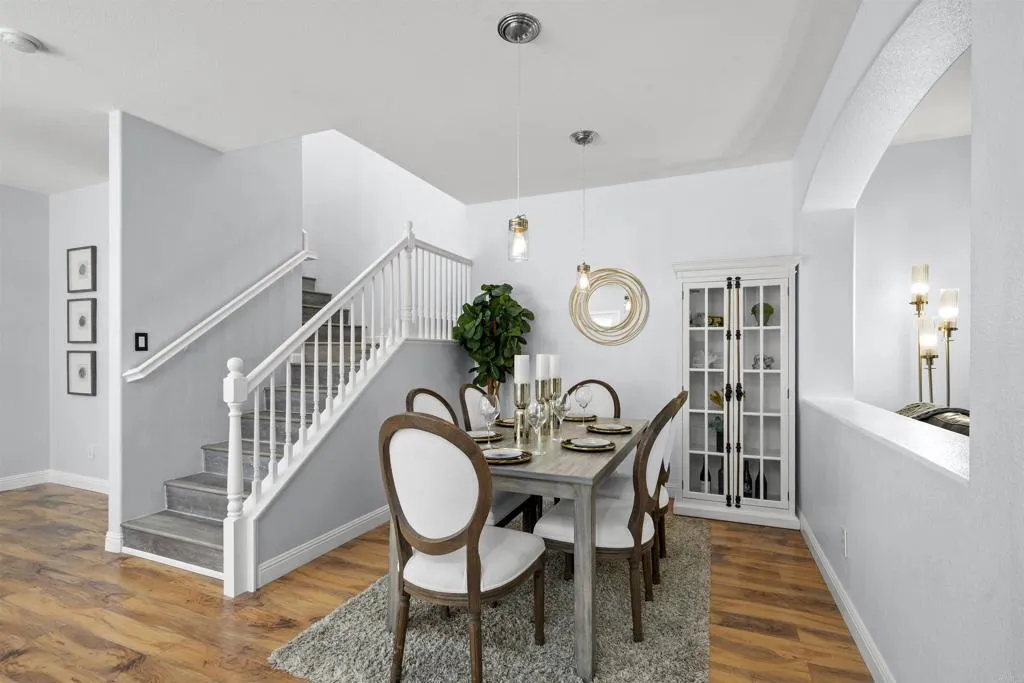 https://cdn.realtyfeed.com/cdn/127/306748237/7701a7aee78e6bff4d2255df580cf2c2.webp