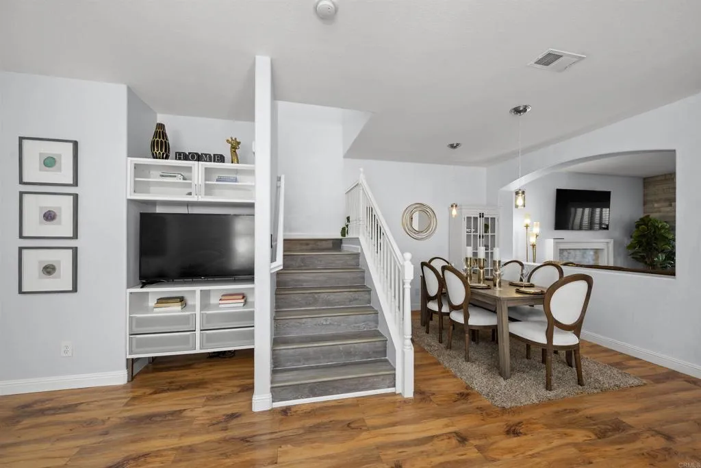 https://cdn.realtyfeed.com/cdn/127/306748237/f723ae6af387de259f6f648178005a3d.webp