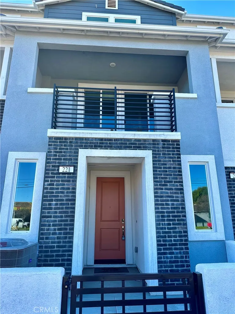 221 N Vincent Avenue, West Covina, CA 91790 - Photo 2 of 33, West Covina, CA
