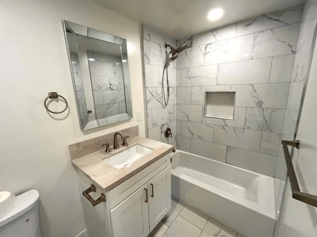 803 N Citrus Avenue, Vista, CA 92084 - Photo 4 of 24, Vista, CA