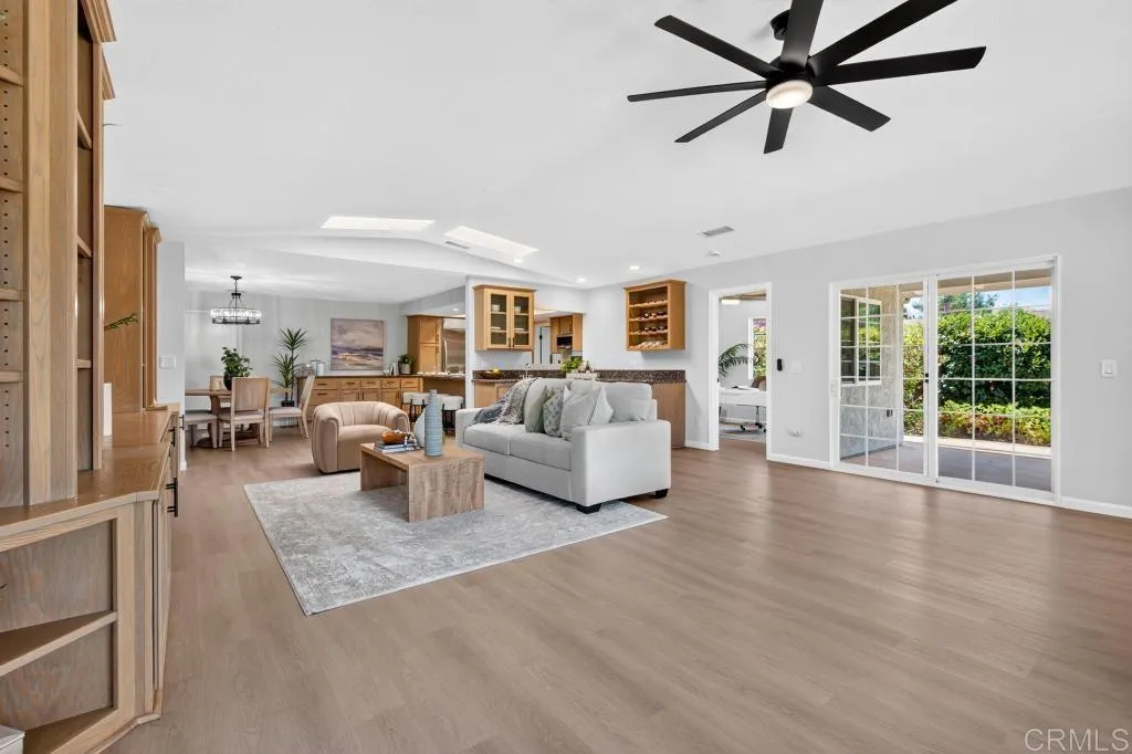 https://cdn.realtyfeed.com/cdn/127/306748268/18ba4ade03dfb8f277af1f5d0bbc41ea.webp