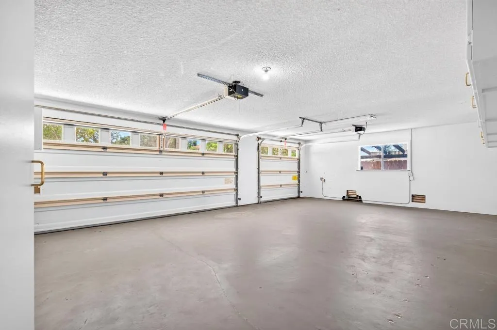 https://cdn.realtyfeed.com/cdn/127/306748268/63688c6ef44fec86e647aff456a54820.webp