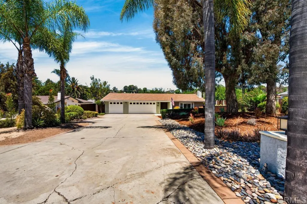 https://cdn.realtyfeed.com/cdn/127/306748268/db00843c65822bf679fc78b56101df27.webp