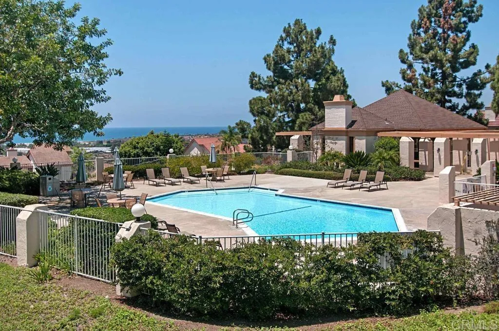 https://cdn.realtyfeed.com/cdn/127/306748272/9ac487fc80bc6fe450f86184091a0759.webp
